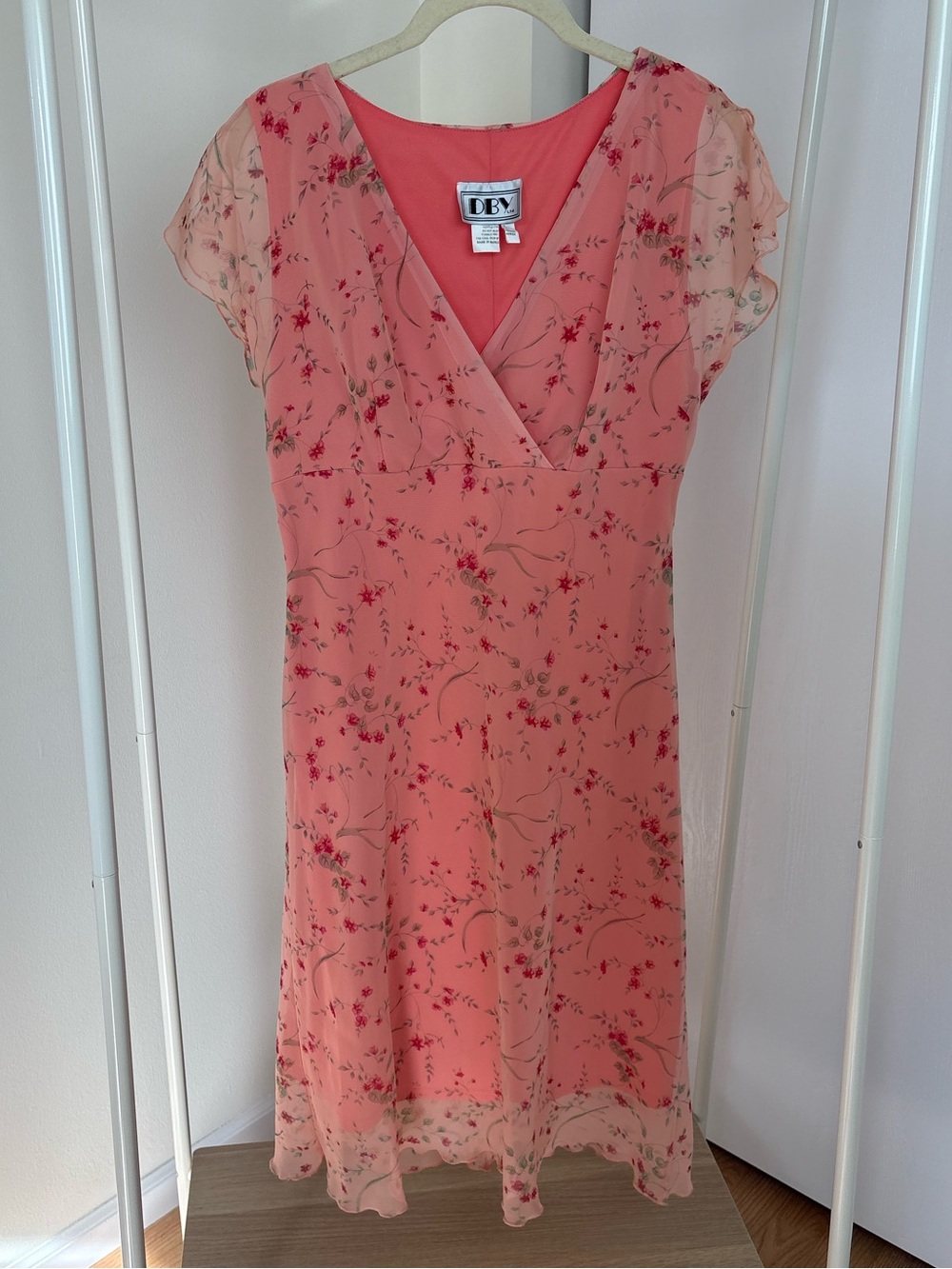 DBY Coral-Pink Floral V-Neck Midi Dress